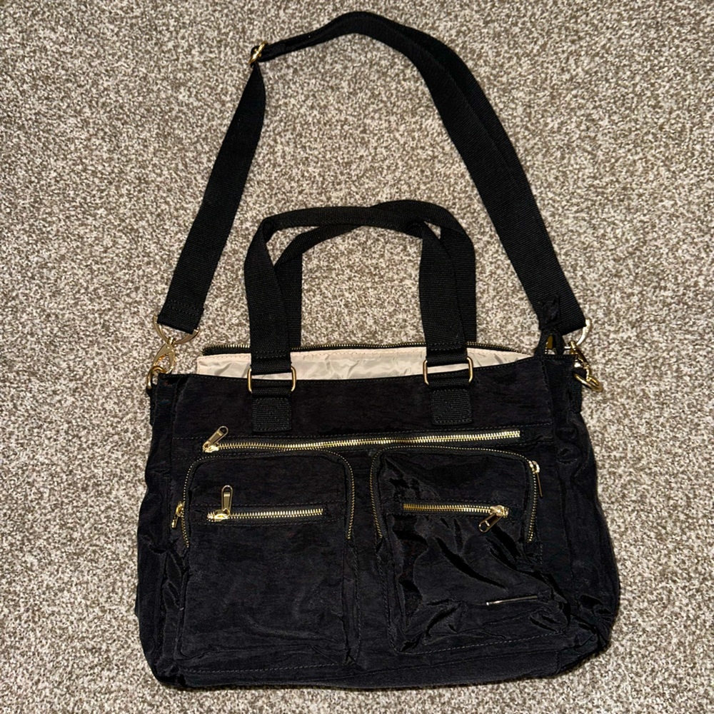 Crest Design bag. New. Never used.